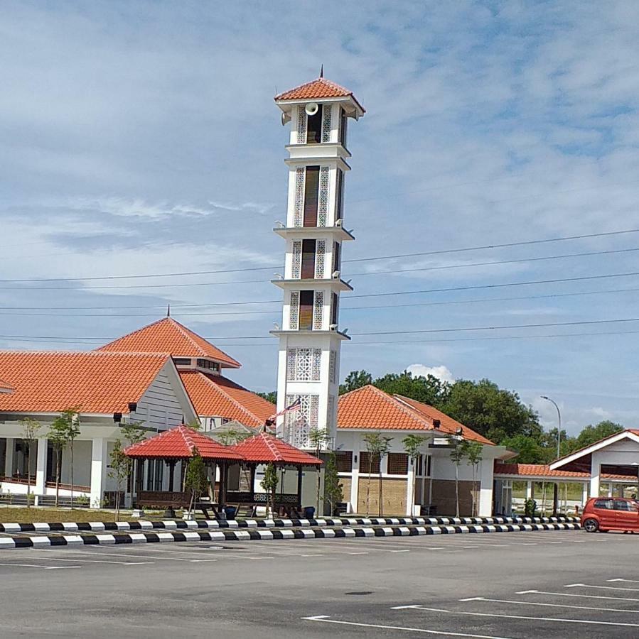 Assalam Homestay Seri Iskandar Zewnętrze zdjęcie