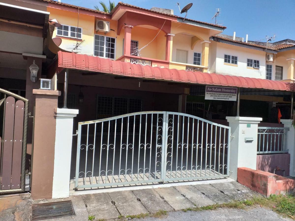 Assalam Homestay Seri Iskandar Zewnętrze zdjęcie